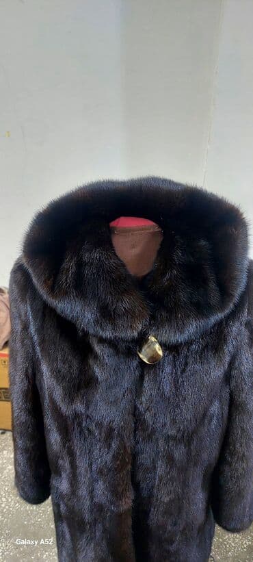 вечерние платья для полных женщин из шифона: С капюшоном темно-коричневого цвета размер 46/48 Норковая шуба — 4