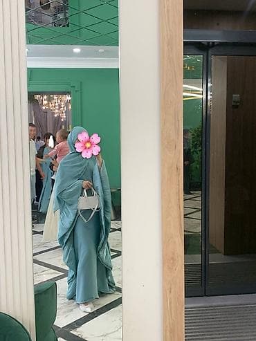 Платье с шарфом, в идеальном состоянии, надето всего один раз — 1