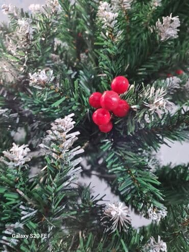 продаю ель: Искусственная новогодняя ель с эффектом заснеженных веток. - Высокая — 3