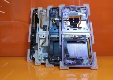 телефоы: Дисплей↙️ samsung galaxy z flip 3 f711 снятый, оригинал свет:⚪️⚫️🟣🟢 — 2