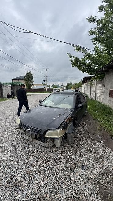 запчаст адисей: Honda Civic: 1999 г., Седан — 2