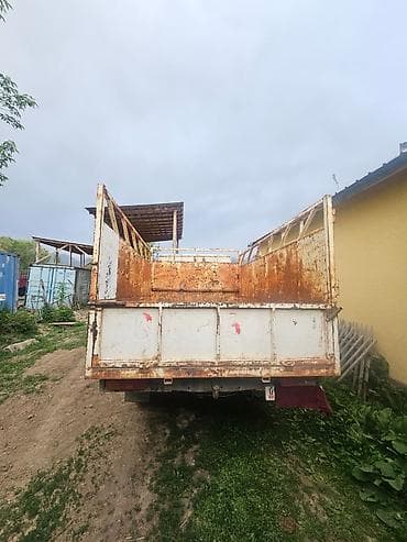 Продажа авто: Мерс т1 дубл кабина грузопассажир2.9 муссо башка басылган,коробка — 5