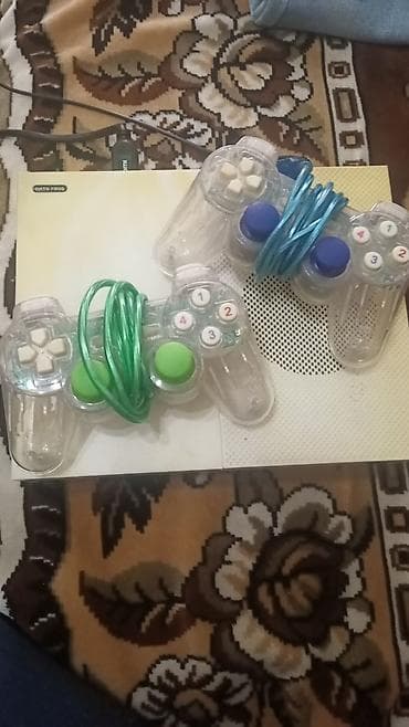 sega mega drive 2: Игровая приставка Data Frog с двумя проводными геймпадами — 1