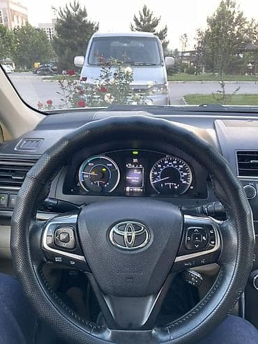 corolla 2004: Toyota Camry: 2015 г., 2.5 л, Автомат, Гибрид, Седан — 8