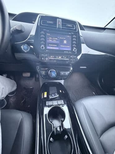 prius c: Toyota Prius: 2019 г., 1.8 л, Вариатор, Гибрид, Хэтчбэк — 9