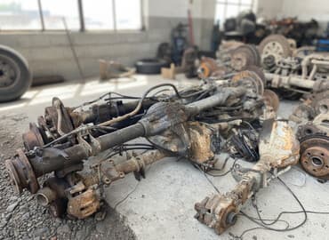 Комплект автомобильных мостов и узлов подвески - Несколько цельных