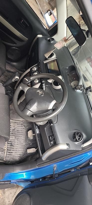 авто багаш: Toyota Isis: 2003 г., 1.5 л, Автомат, Бензин, Хэтчбэк — 5