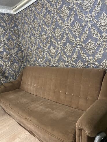 Комплект мягкой мебели, Б/у, Бесплатная доставка at lalafo.kg Комплект мягкой мебели, Б/у, Бесплатная доставка