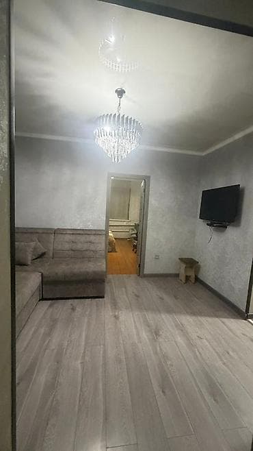 Дома: Продаю пол дома район Исанова -Ленинградская 3 комнаты кухня удобства — 6
