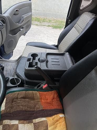 Транспорт: Жеңил жүк ташуучу унаа, Hyundai, Стандарт — 6
