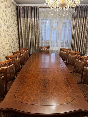 Стол и стул для зала, Б/у, Самовывоз, цвет - Коричневый