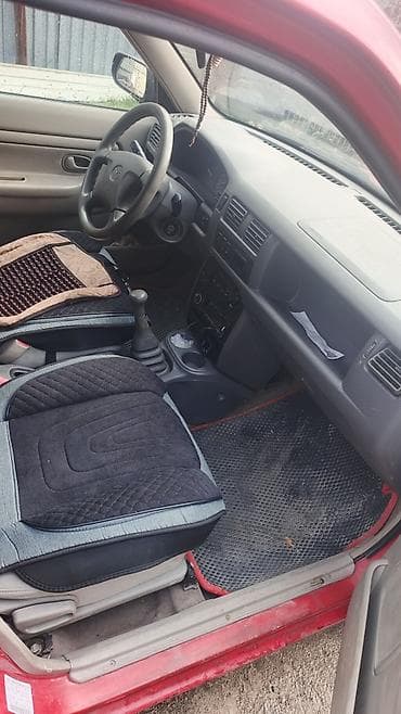 койго алмашам: Mazda Demio: 1998 г., 1.3 л, Кол менен иштөөчү, Бензин, Van — 8