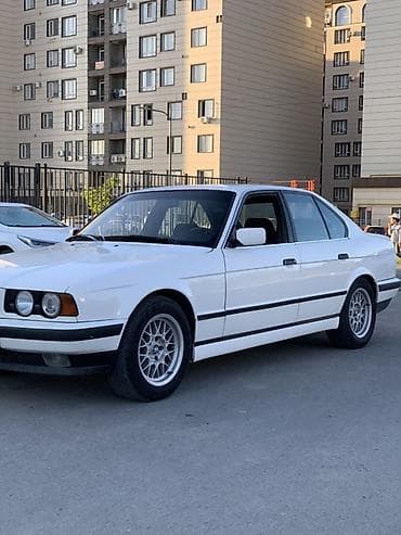 Продажа авто: BMW 5 series: 1992 г., 3 л, Механика, Бензин, Седан — 2