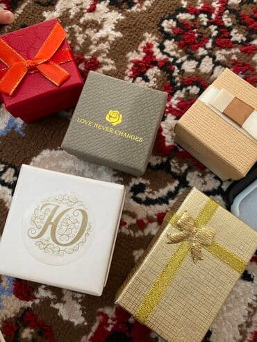 сколько стоят шарики с цифрами: Коробка для украшении все 5 шт за 100 — 1