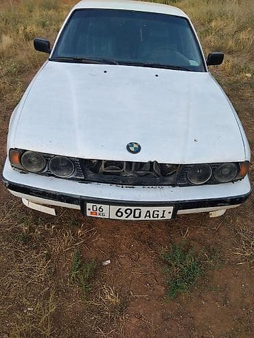 аренда авто джаз: BMW 5 series: 1990 г., 2 л, Механика, Бензин, Седан — 4