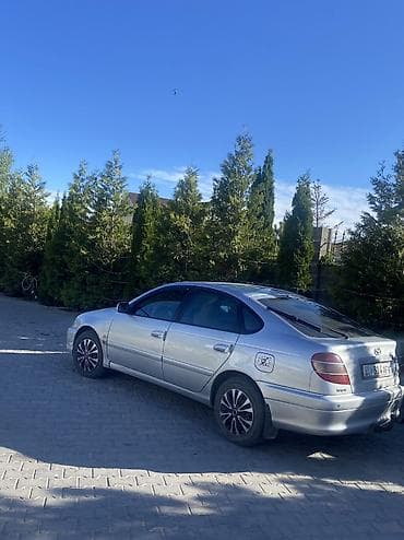 авенсис: Toyota Avensis: 2002 г., 2 л, Механика, Дизель, Хэтчбэк — 6