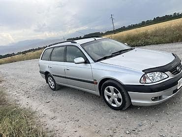 Унаа: Toyota Avensis: 2001 г., 2 л, Кол менен иштөөчү, Дизель, Универсал — 3
