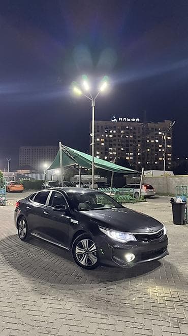 2017: Kia K5: 2017 г., 2 л, Гибрид, Седан — 2