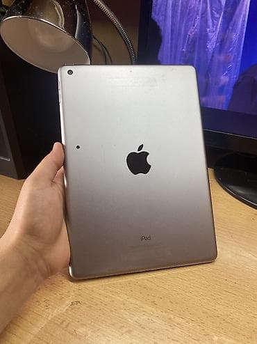 Ноутбуки: Планшет, Apple, память 64 ГБ, 9" - 10", Wi-Fi, Б/у, Детский цвет - Черный — 4