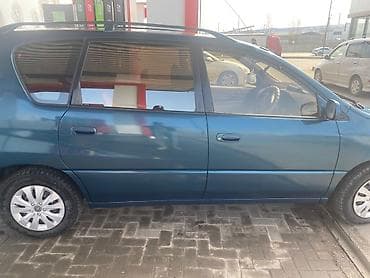 tayota progres: Toyota Ipsum: 2002 г., 2 л, Автомат, Бензин, Минивэн — 3