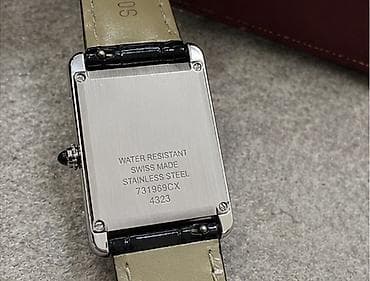 водонепроницаемая: Cartier Tank Must, швейцарские наручные часы - Циферблат: глубокий — 2