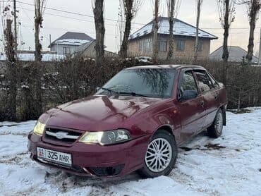Daewoo Nexia: 2010 г., 1.6 л, Механика, Бензин, Седан