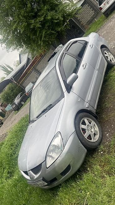 Mitsubishi Lancer: 2005 г., Ручные, Бензин, Седан