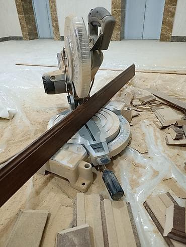 настил полов: Монтаж напольных покрытий и установка плинтусов Профессиональная — 3