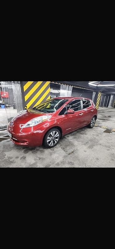 Nissan Leaf: 2013 г., Электромобиль, Хэтчбэк