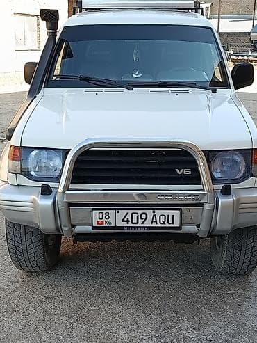 rang rover: Mitsubishi Pajero: 1993 г., Ручные, Бензин, Внедорожник — 6