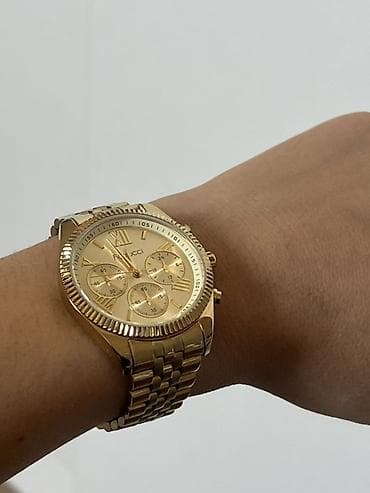 Золотистые наручные часы Ferrucci, кварцевые - Корпус и браслет