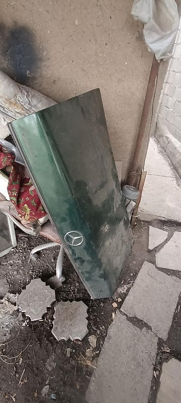 Запчасти w123 . Только самовывоз, доставка нету