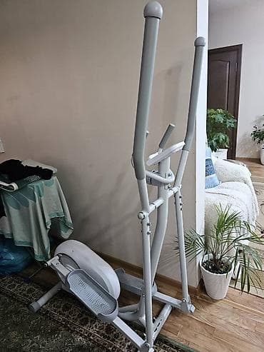 ретро радио: Эллиптический тренажер Merach - Компактный домашний кросс-тренажер — 3