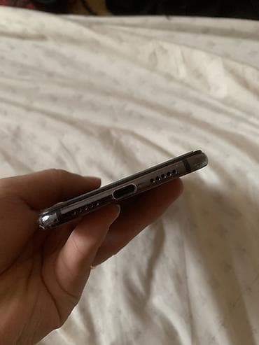 Apple iPhone: Xiaomi, Mi 8 Lite, цвет - Черный — 3