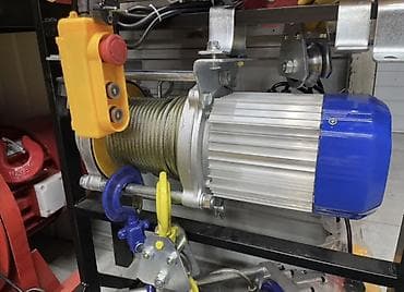 электрический подьемник: Лебедка с тросом и подвесной тельферной тележкой Описание: - — 1