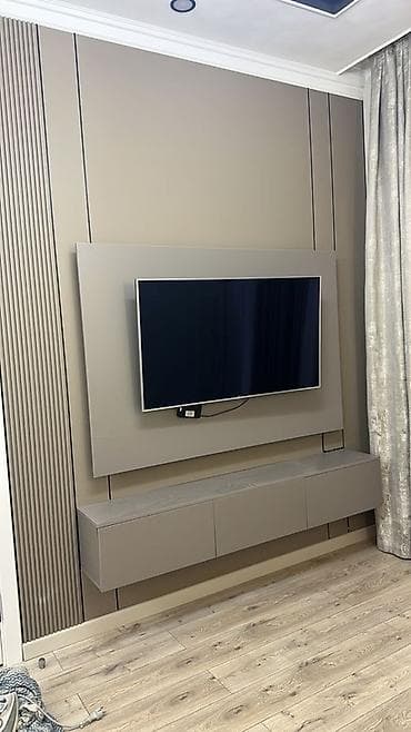 Тумбы и подставки: Тумба и подставка для телевизора, Подвесная, ЛДСП, цвет - Бежевый — 1
