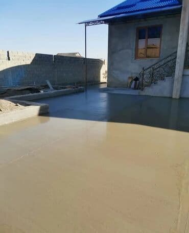 заливка пола: Услуги по устройству бетонных полов и площадок - Заливка монолитных — 7