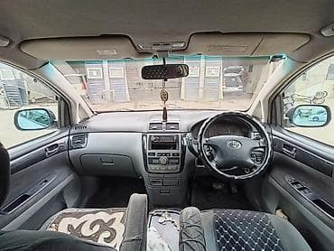 sprinter 2 7: Toyota Ipsum: 2003 г., 2.4 л, Автомат, Бензин, Минивэн — 5