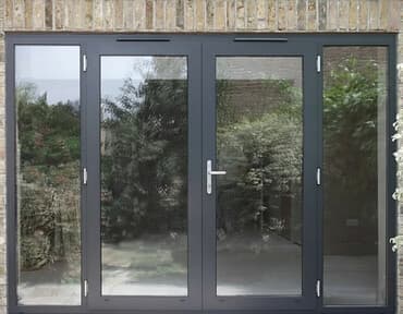 вскрытие межкомнатных дверей: Раздвижные двери для патио, изготовленные из прочного материала — 1