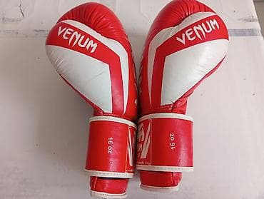 тайсы: Боксерские перчатки Venum, 16 oz, красно‑белые. - Материал — 2
