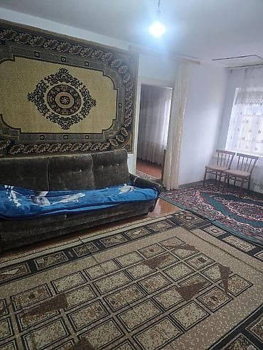 продаю дом ак ордо 1: Продаётся дом с большим двором и крытым навесом.По факту 13 соток .3 — 4