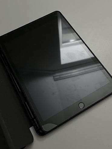logitech combo touch: Apple iPad 9 с кнопкой Touch ID. С сим. - Цвет корпуса: тёмный/Space — 2