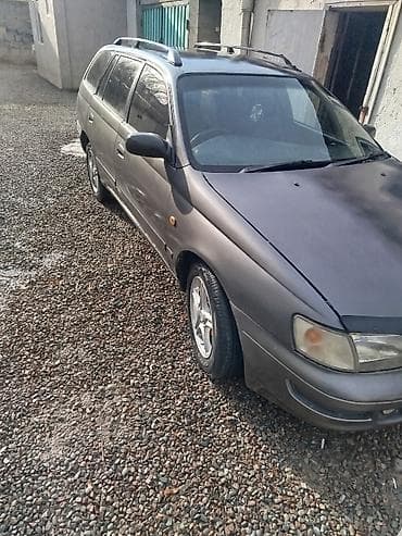 lexus harier: Toyota Caldina: 1995 г., 2 л, Автомат, Бензин, Универсал — 2