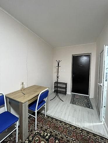 Бөлмө сатып алам: Без депозита.Аренда 25000 сом в месяц,ком услуги включено.адрес — 3