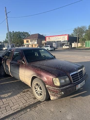 b v d: Mercedes-Benz W124: 1993 г., Седан — 5