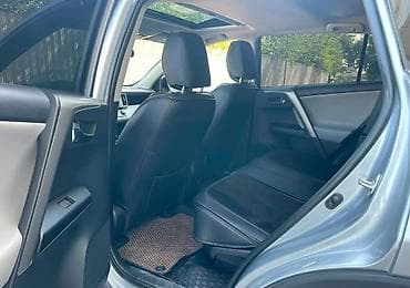 infinity fx35: Toyota RAV4: 2018 г., 2.5 л, Автомат, Бензин, Кроссовер — 8