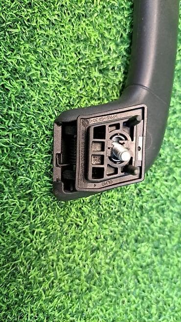 imac 2011: Ручка салона потолочная перед правая F01 9 112 730 Год 2014 В — 2