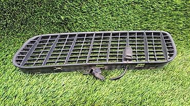 Решетка радиатора BMW 2003 г., Б/у, Оригинал