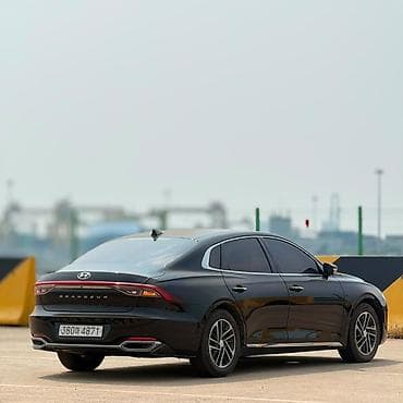 e klass: Hyundai Grandeur: 2020 г., Седан — 4