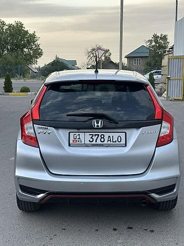 fit 2: Honda Fit: 2017 г., Вариатор, Бензин, Хэтчбэк — 2
